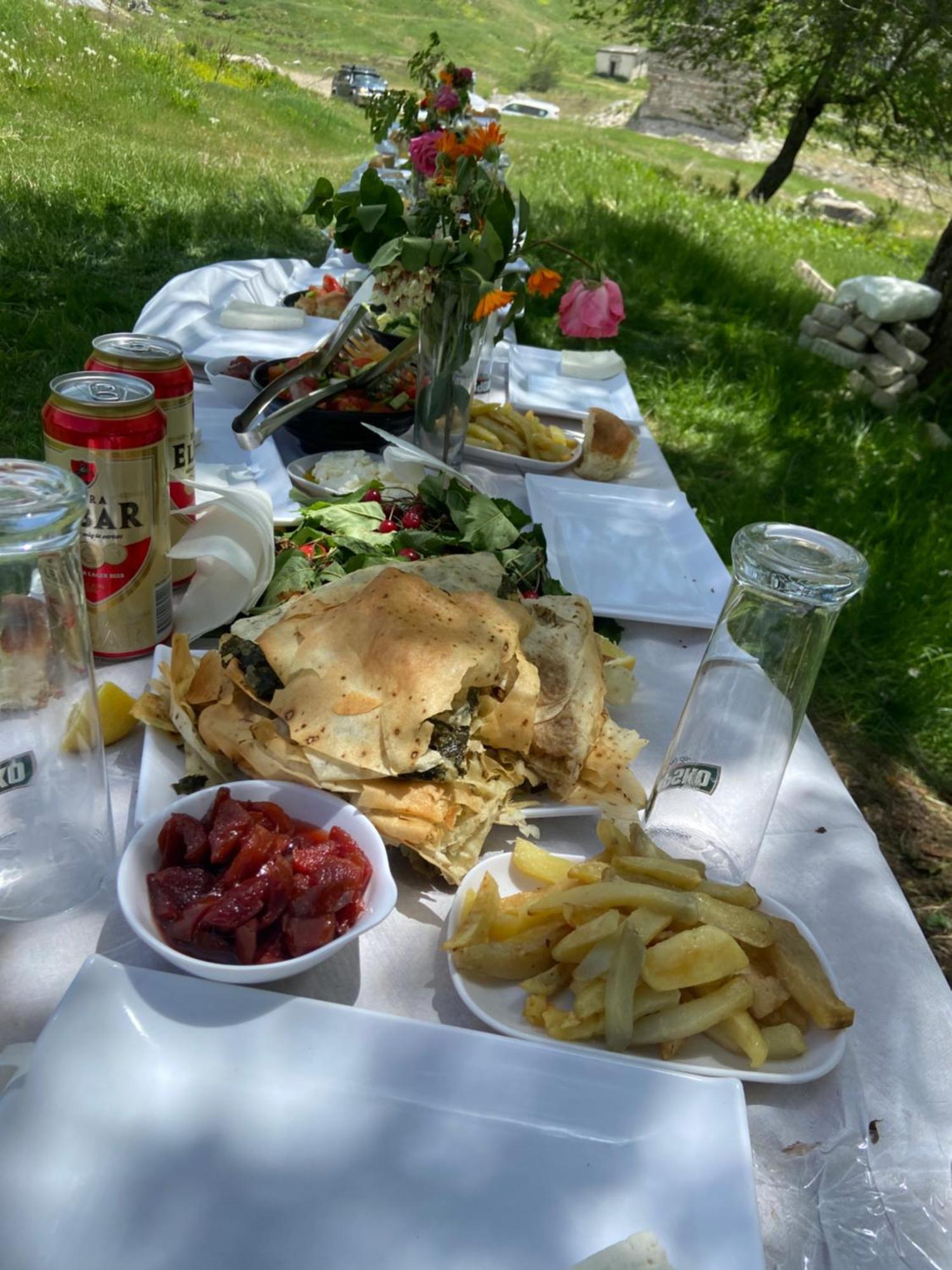 Hotel Camping Shengjergj Tirana Exteriér fotografie